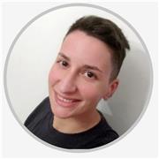 Docente plurialureata impartisce lezioni di varie materie e aiuto compiti